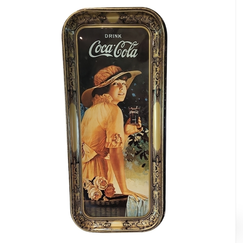 1972 vintage Elaine Coca-Cola metal tray 19" x 6.5"